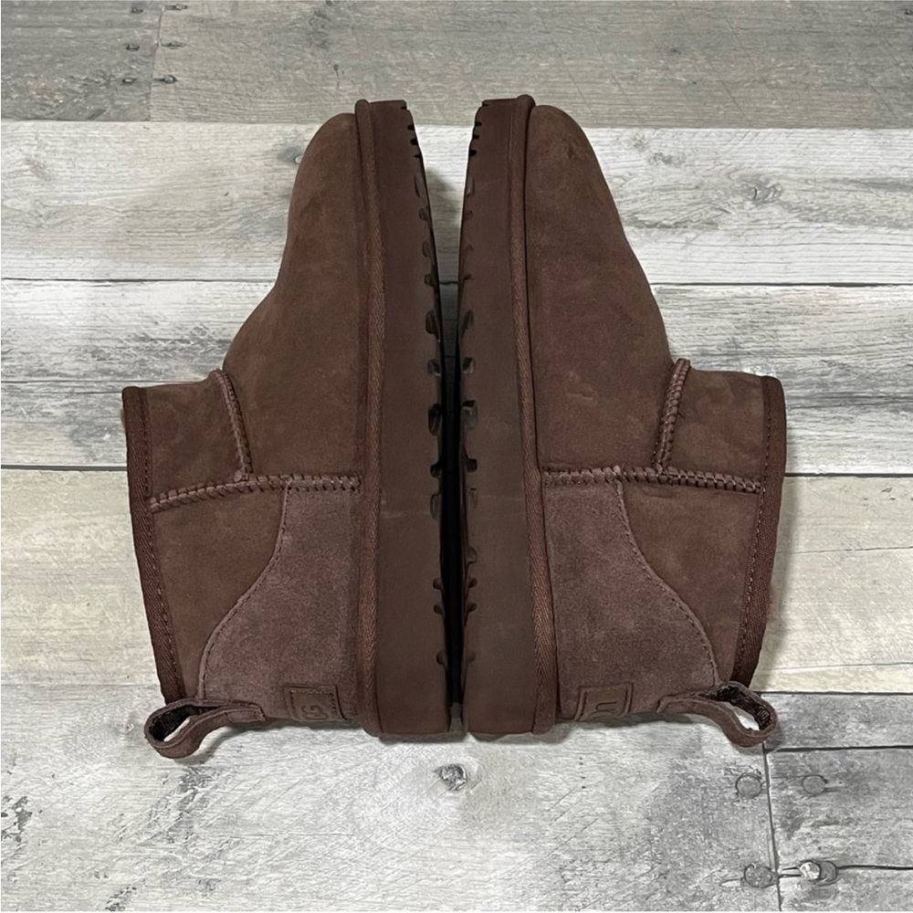 UGG ULTRA MINI SUEDE SHEARLING LINED BOOTS - BURNT CEDAR - SZ - 9 .US - Picture 10 of 14